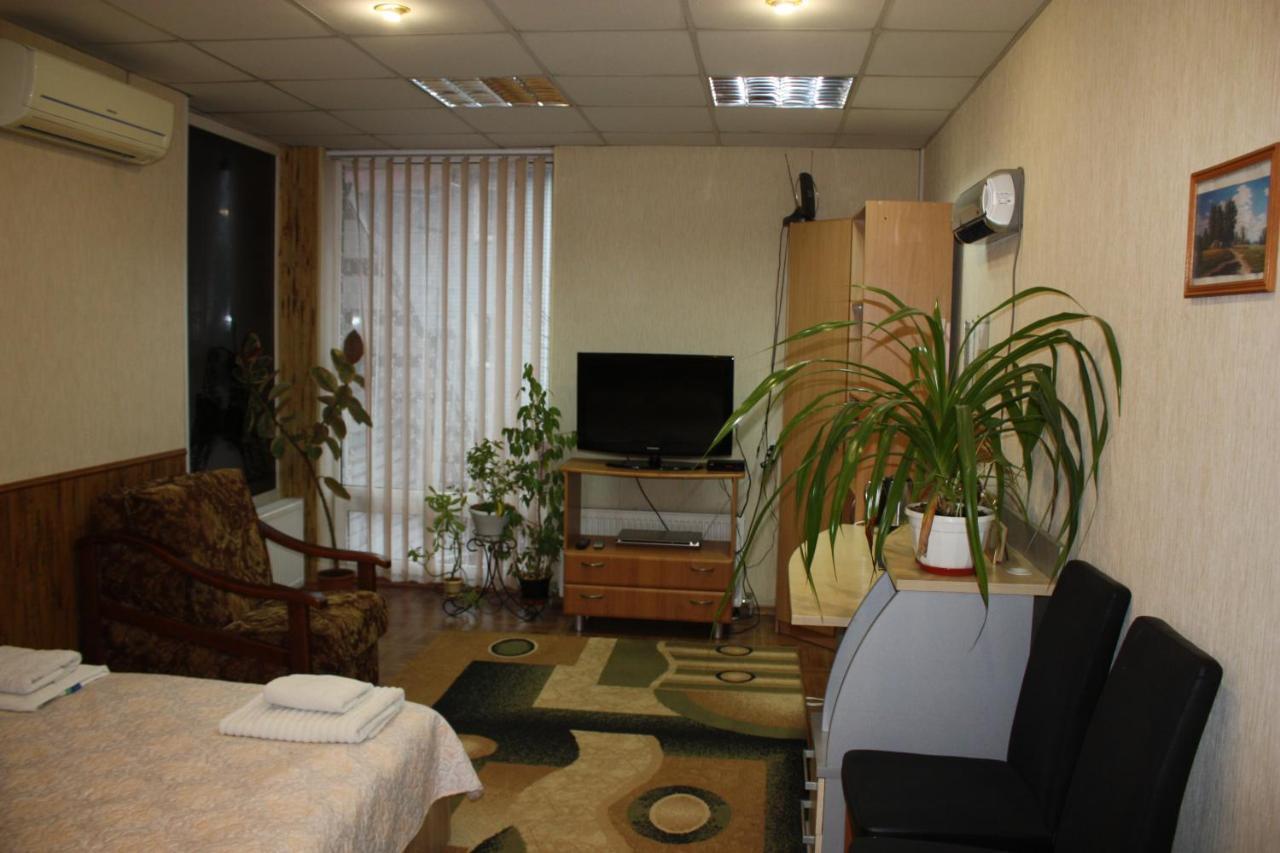 Motel Pid Strihoyu เครเมนชุก ภายนอก รูปภาพ