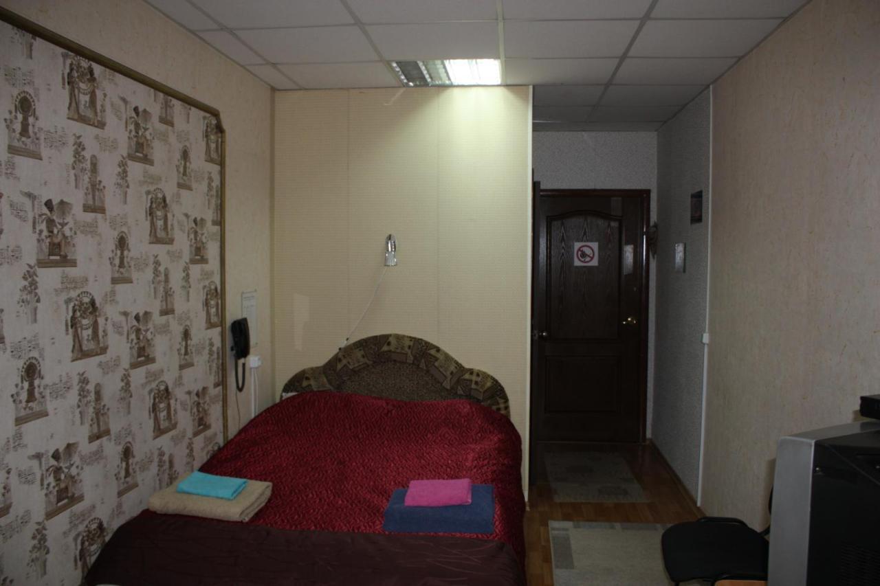 Motel Pid Strihoyu เครเมนชุก ภายนอก รูปภาพ